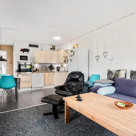 2 Bedroom Beautiful In