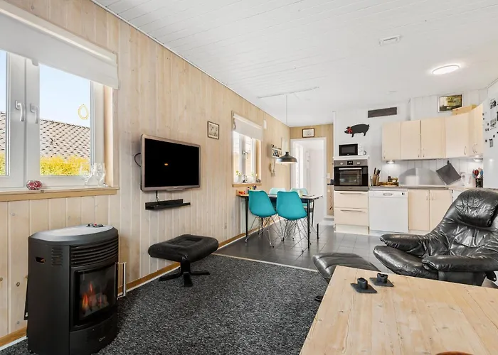 2 Bedroom Beautiful In