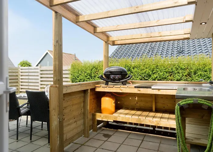 2 Bedroom Beautiful In * Hemmet